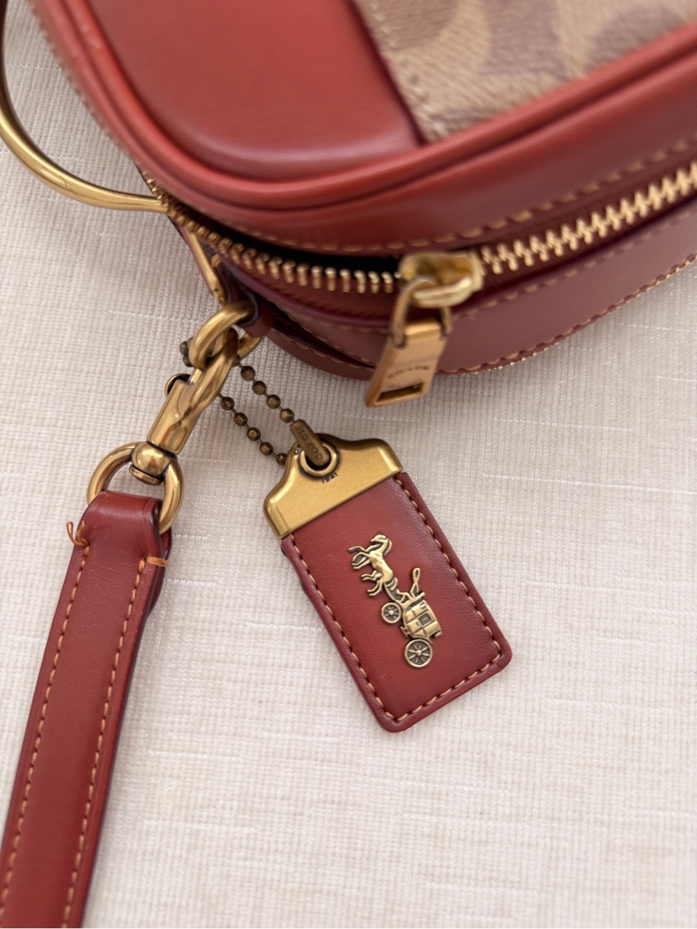 Coach Signature Canvas Crossbody - Picture 6 of 9